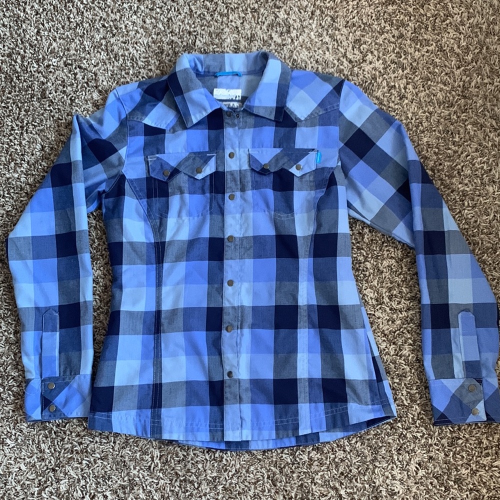 Columbia long sleeve button down shirt size XS